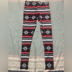 Winter Snowflake Patterned Leggings